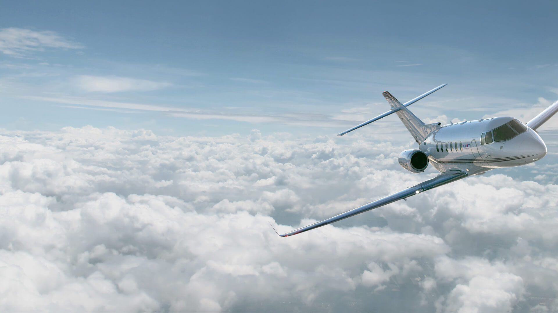 : Luxury private jet charter